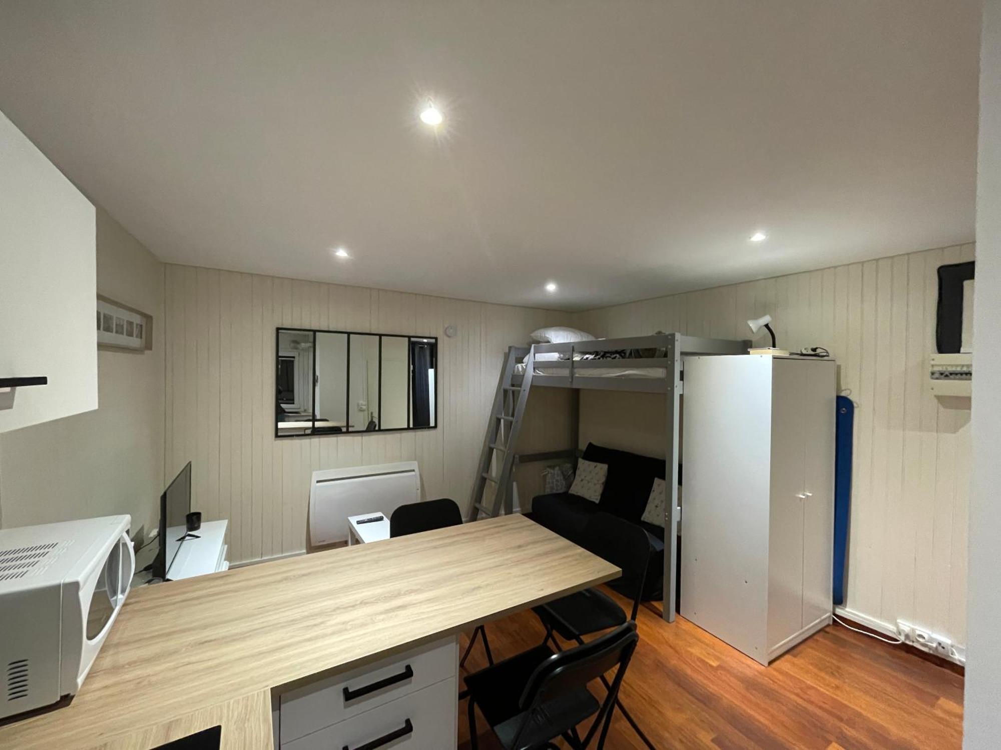 Charmant Studio En Plein Coeur De Chambéry Buitenkant foto