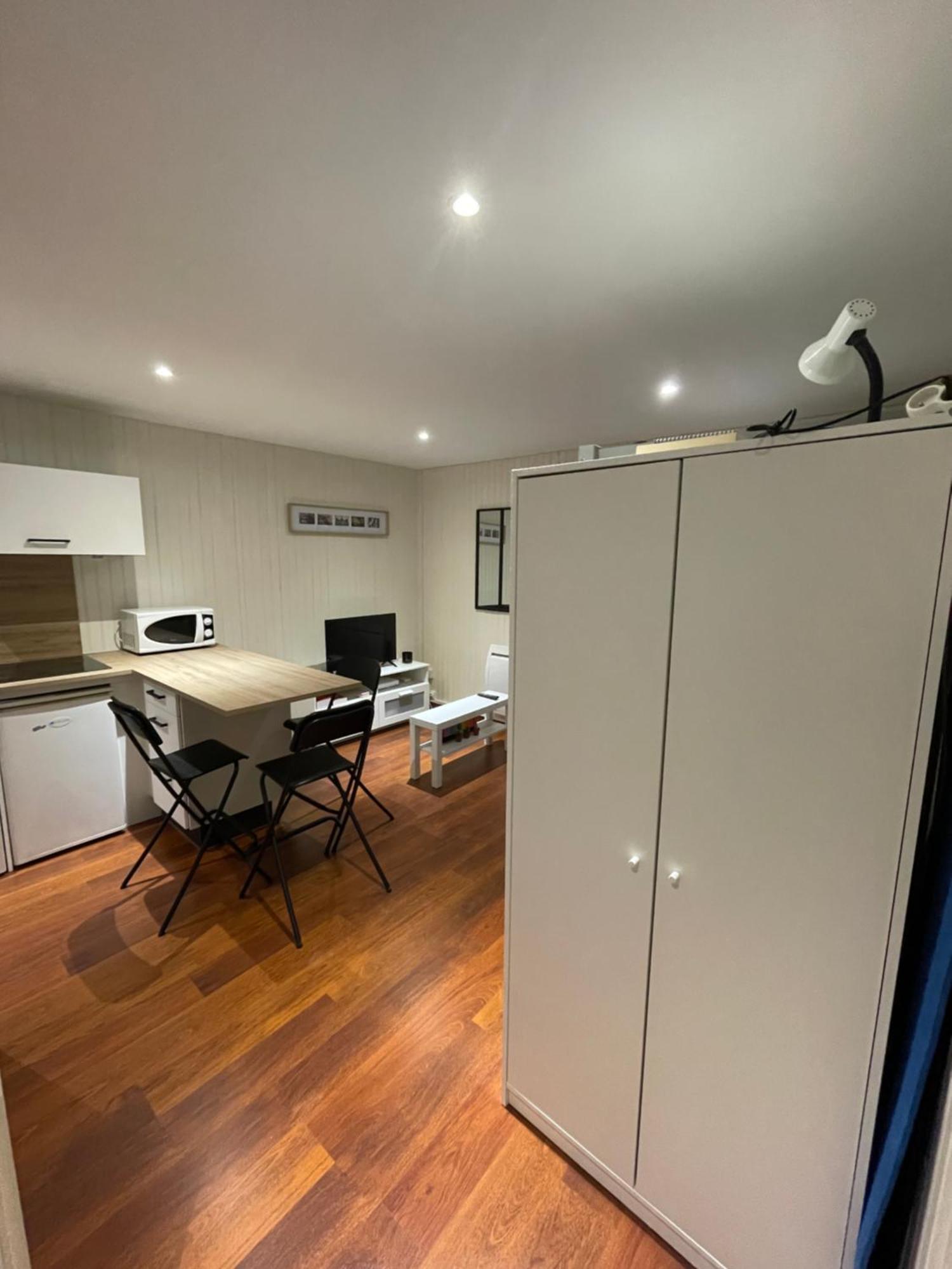 Charmant Studio En Plein Coeur De Chambéry Buitenkant foto